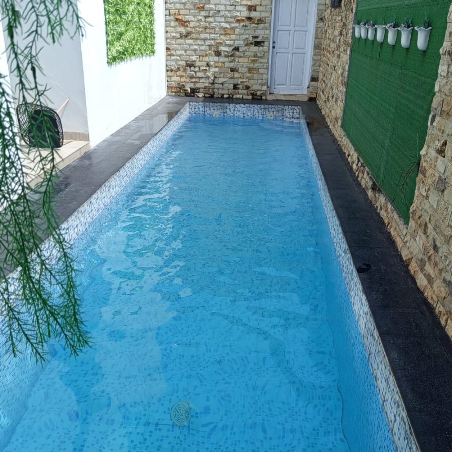 Perawatan kolam 9